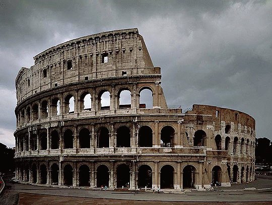  Roma ,  Il Colosseo 